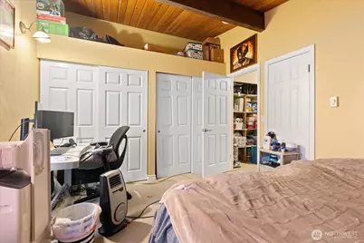 245 SE Croston Lane, Issaquah, WA 98027 - Photo 32