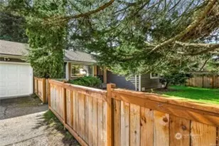 3247 NE 97th St, Seattle, WA 98115 - Photo 18