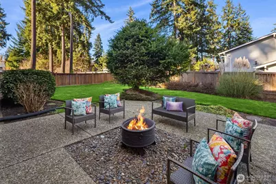 12042 SE 52nd Street, Bellevue, WA 98006 - Photo 20
