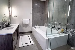 2015 2nd Ave, Seattle, WA 98121 - Photo 10