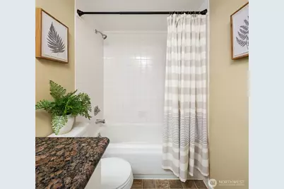 9416 1st Avenue NE #312, Seattle, WA 98115 - Photo 18