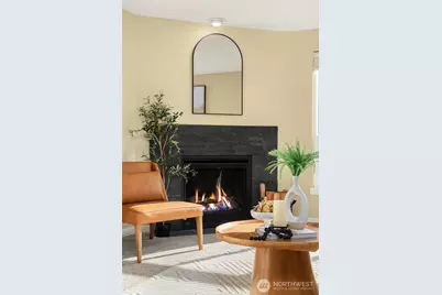 9416 1st Avenue NE #312, Seattle, WA 98115 - Photo 4