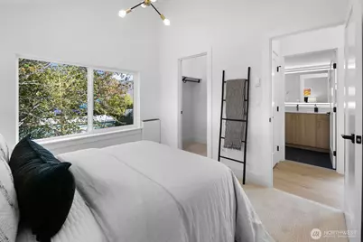 316 N 84th Street, Seattle, WA 98103 - Photo 20