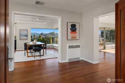 6070 Seward Park Avenue S, Seattle, WA 98118 - Photo 4