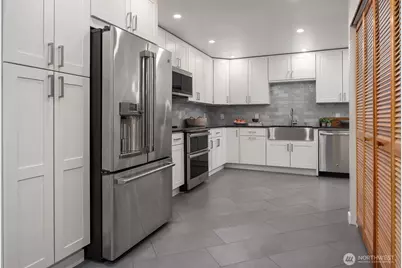 6070 Seward Park Avenue S, Seattle, WA 98118 - Photo 24