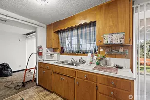 8829 20th Ave SW, Seattle, WA 98106 - Photo 30