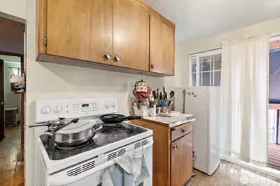 8829 20th Avenue SW, Seattle, WA 98106 - Photo 18