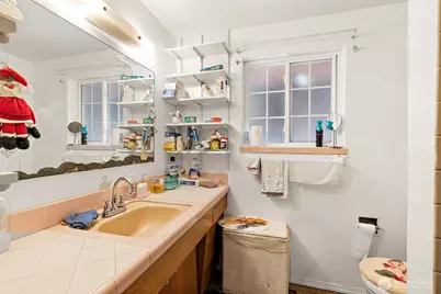 8829 20th Avenue SW, Seattle, WA 98106 - Photo 14