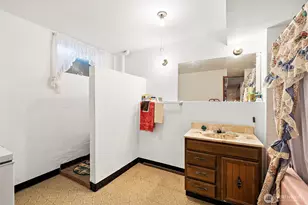 8829 20th Ave SW, Seattle, WA 98106 - Photo 32