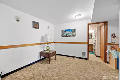 8829 20th Avenue SW, Seattle, WA 98106 - Photo 12