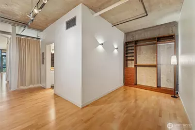 2720 3rd Avenue #314, Seattle, WA 98121 - Photo 10