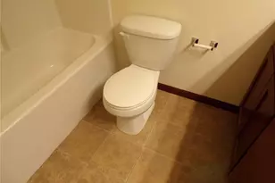 501 N 105th St, Seattle, WA 98133 - Photo 30