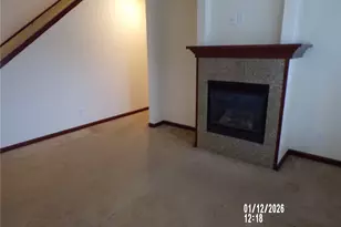 501 N 105th St, Seattle, WA 98133 - Photo 10