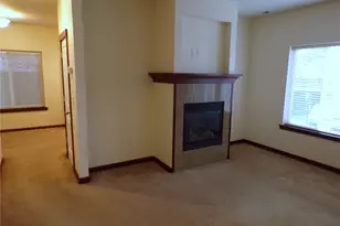 501 N 105th St, Seattle, WA 98133 - Photo 8