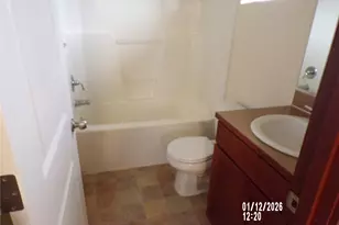 501 N 105th St, Seattle, WA 98133 - Photo 22