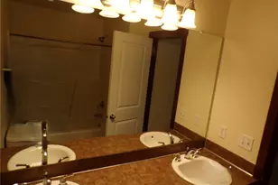 501 N 105th St, Seattle, WA 98133 - Photo 32