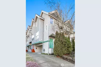 407 N 49th Street #A, Seattle, WA 98103 - Photo 2