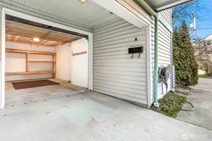 407 N 49th St, Seattle, WA 98103 - Photo 28