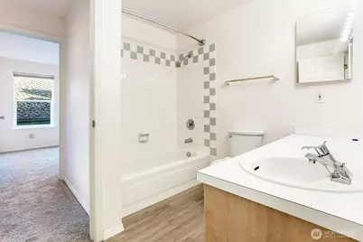 407 N 49th Street #A, Seattle, WA 98103 - Photo 20