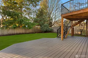 14401 82nd Ave NE, Kirkland, WA 98034 - Photo 32