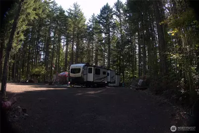 321 Lakewood Drive, Hoodsport, WA 98548 - Photo 2