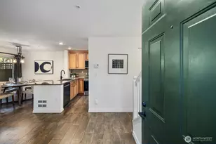 6945 NE 170th St, Kenmore, WA 98028 - Photo 2