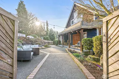 10207 Melody Lane SW, Lakewood, WA 98498 - Photo 2
