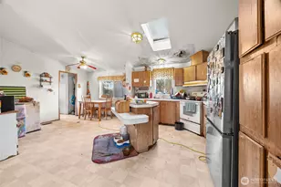 1246 Ivy Rd, Bremerton, WA 98310 - Photo 10