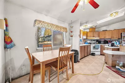 1246 Ivy Road, Bremerton, WA 98310 - Photo 14