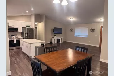 5031 E Rasor Road W, Belfair, WA 98528 - Photo 6