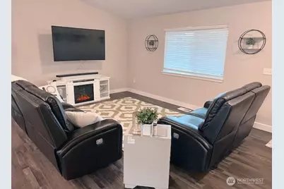 5031 E Rasor Road W, Belfair, WA 98528 - Photo 2