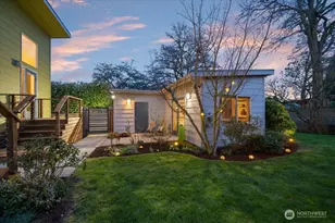 711 N 97th St, Seattle, WA 98103 - Photo 34