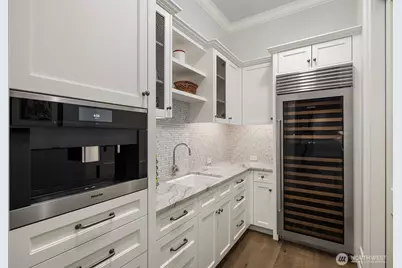 1848 77th Avenue NE, Medina, WA 98039 - Photo 8