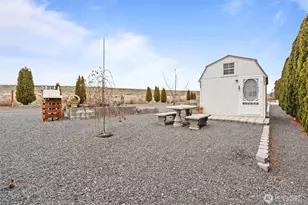 19678 Fairway Dr NW, Soap Lake, WA 98851 - Photo 38