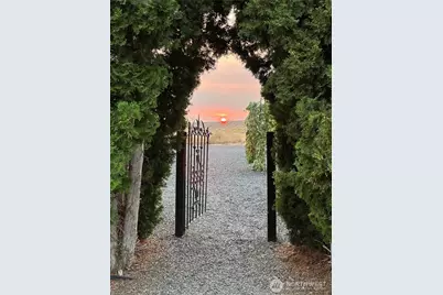 19678 Fairway Drive NW, Soap Lake, WA 98851 - Photo 40