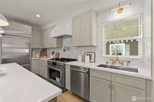 3113 E Cherry St, Seattle, WA 98122 - Photo 12