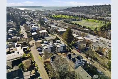 3020 14th Avenue W #B, Seattle, WA 98119 - Photo 28