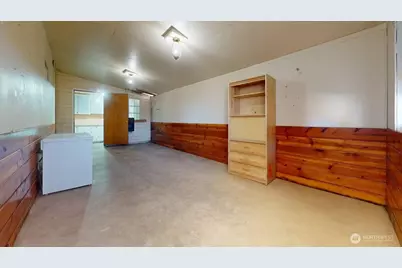 330 N Alder Street, Burlington, WA 98233 - Photo 32