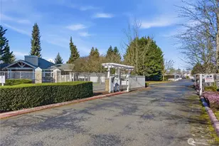 11130 SE 208th St, Kent, WA 98031 - Photo 38