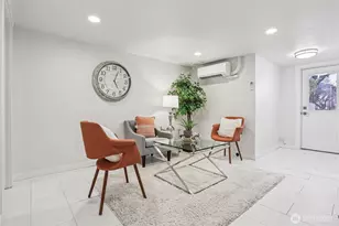 10333 Densmore Ave N, Seattle, WA 98133 - Photo 22