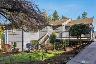 10333 Densmore Ave N, Seattle, WA 98133 - Photo 30
