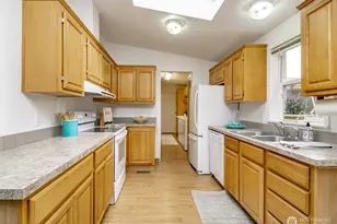 15208 124th Ave Ct E, Puyallup, WA 98374 - Photo 18