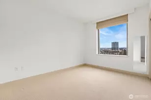 10650 NE 9th Pl, Bellevue, WA 98004 - Photo 14