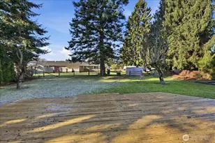 1107 S Spruce St, Burlington, WA 98233 - Photo 10