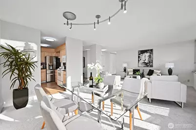 2100 3rd Avenue #1502, Seattle, WA 98121 - Photo 4