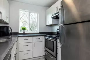 2100 N 106th, Seattle, WA 98133 - Photo 6