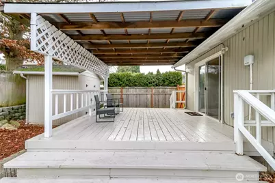 5135 Frances Avenue NE, Tacoma, WA 98422 - Photo 16
