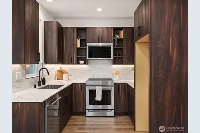 7426 2nd Avenue NE, Seattle, WA 98115 - Photo 16