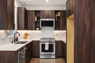 7426 2nd Ave NE, Seattle, WA 98115 - Photo 16