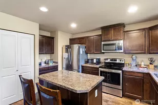 2315 SE Kelby Cir, Port Orchard, WA 98366 - Photo 10